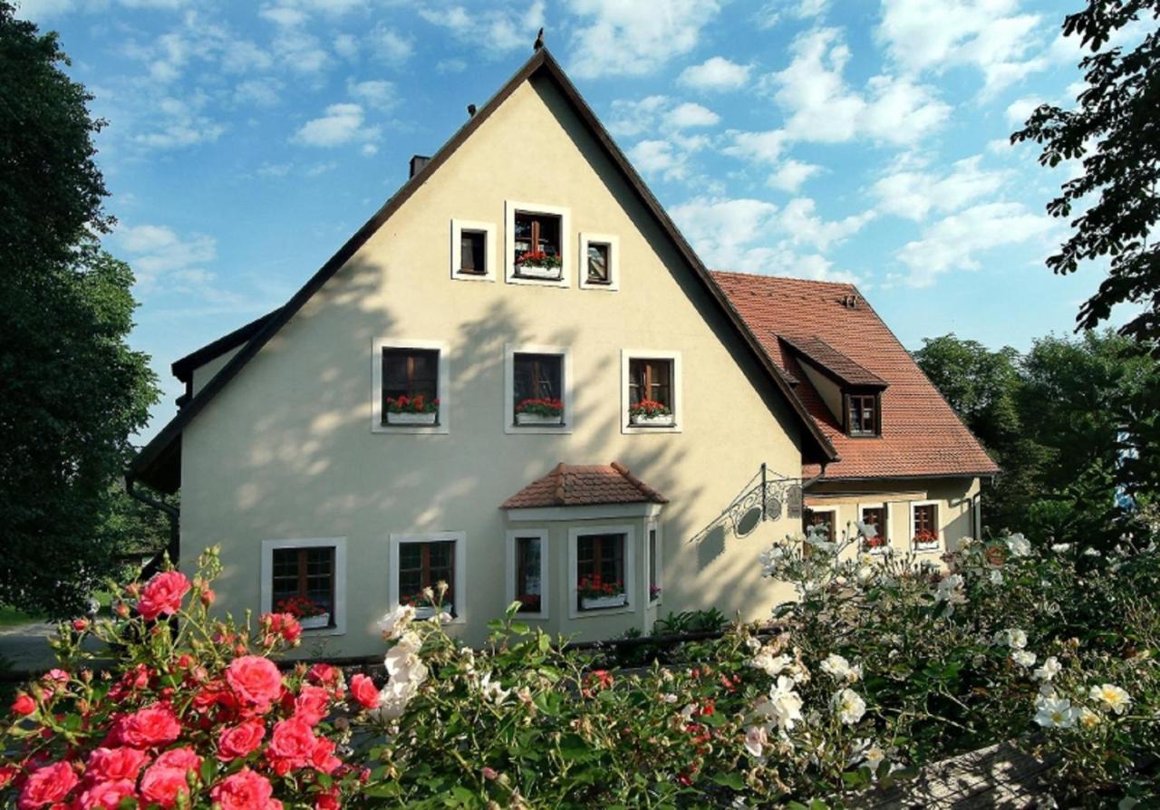 Gasthof Schlossbraeu Lintach Hotel Freudenberg  Exterior photo